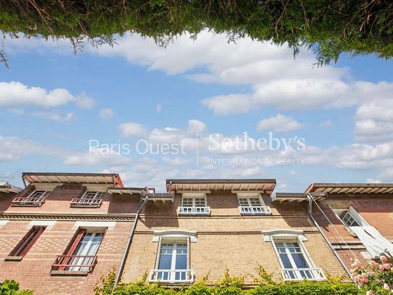 House Paris 14e - 3 bedrooms - 154m²