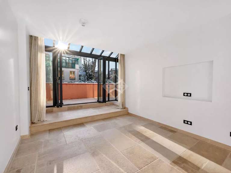 Maison Paris 14e - 360m²