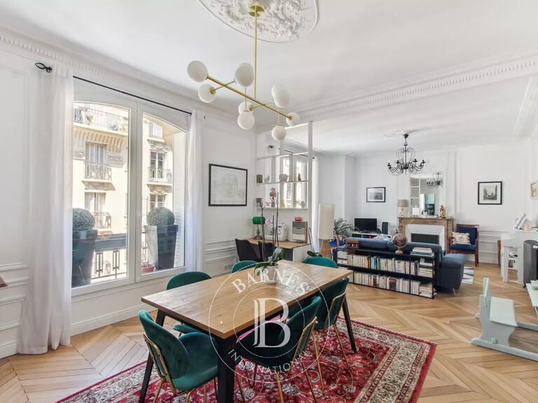 Sale Apartment Paris 15e - 3 bedrooms