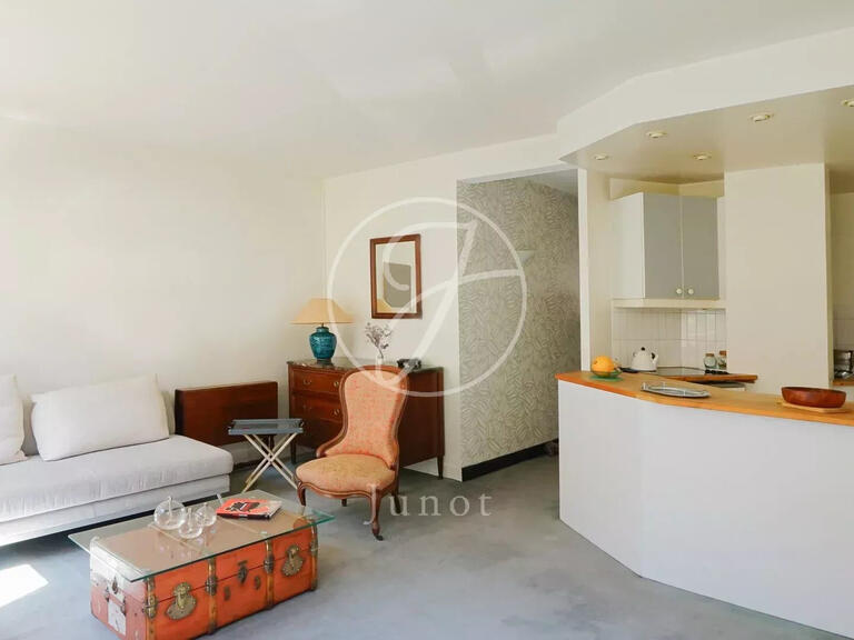 Appartement Paris 15e - 4 chambres - 128m²