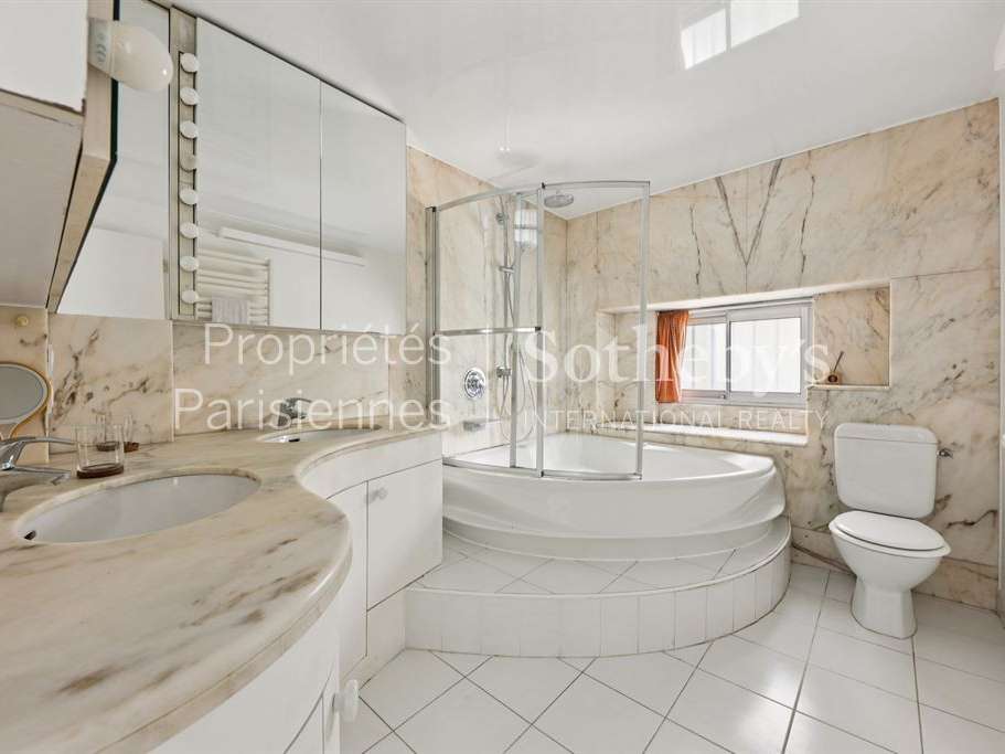 Apartment Paris 15e
