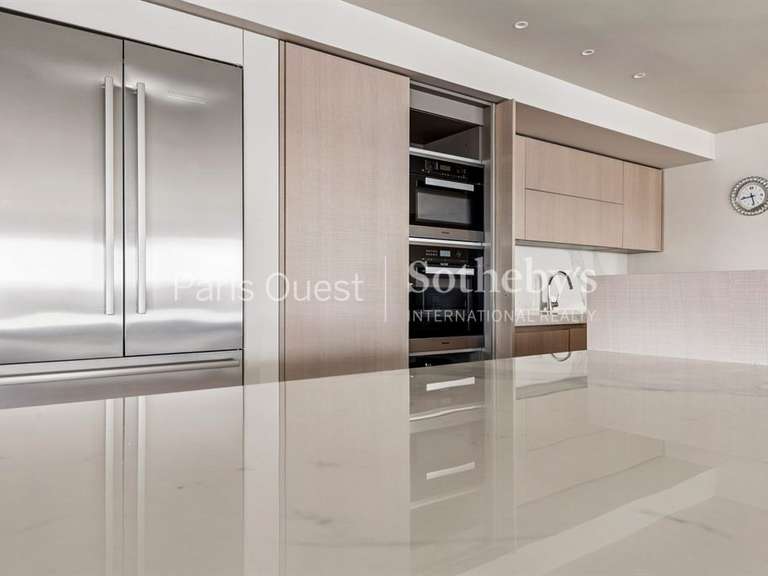 Appartement Paris 15e - 4 chambres - 326m²