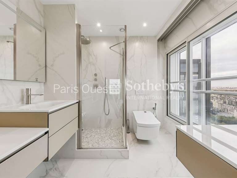 Appartement Paris 15e - 4 chambres - 326m²