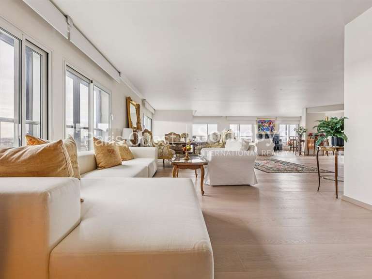 Appartement Paris 15e - 4 chambres - 326m²