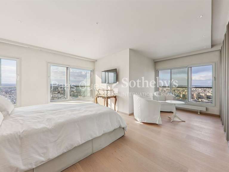 Appartement Paris 15e - 4 chambres - 326m²