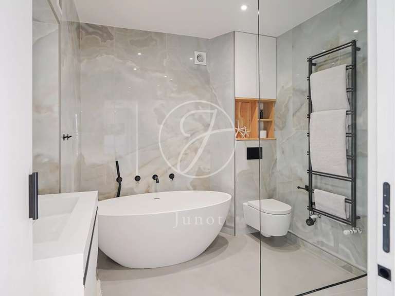 Appartement Paris 15e - 2 chambres - 115m²