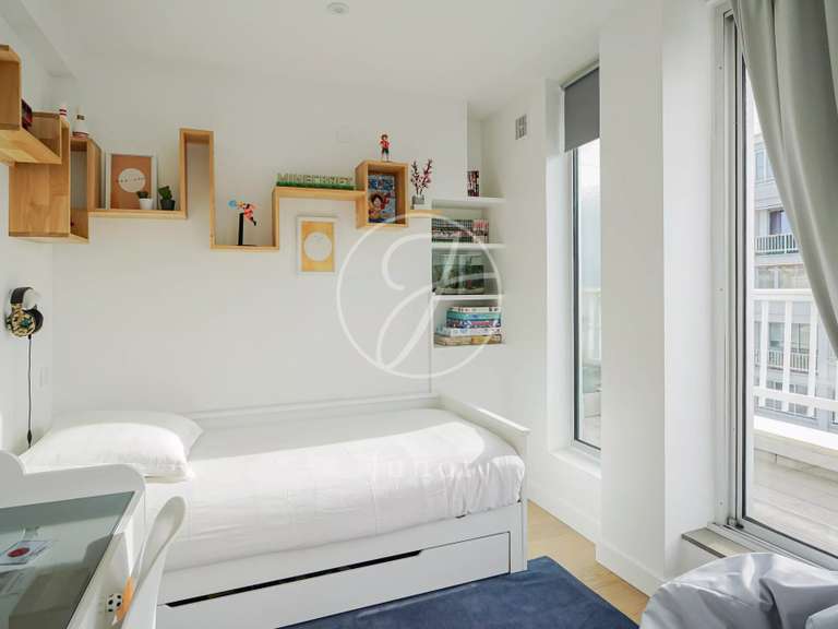 Appartement Paris 15e - 2 chambres - 115m²
