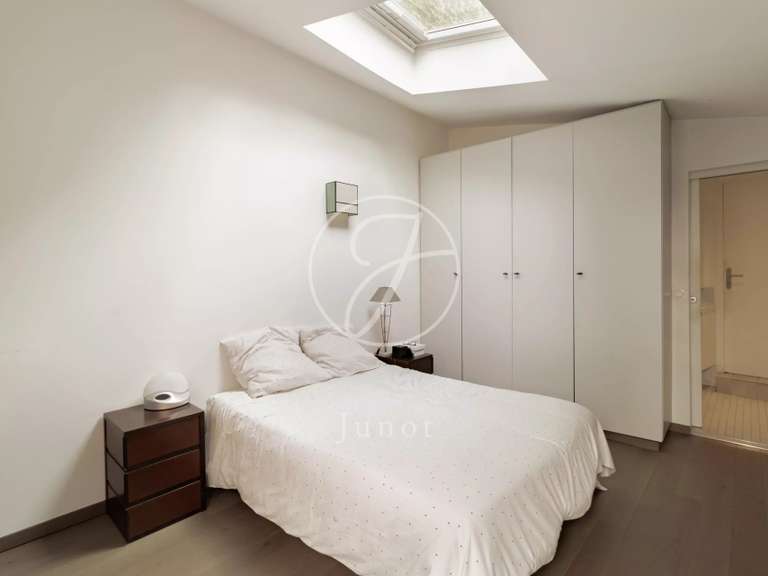 Appartement Paris 15e - 4 chambres - 140m²