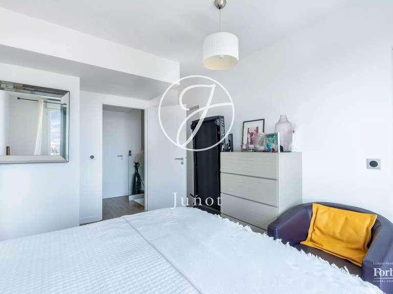 Appartement Paris 15e - 2 chambres - 114m²
