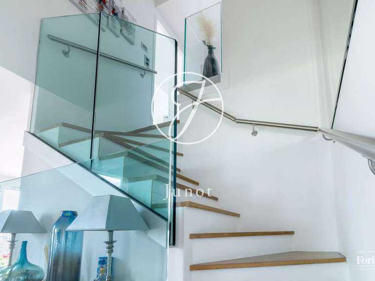 Appartement Paris 15e - 2 chambres - 114m²