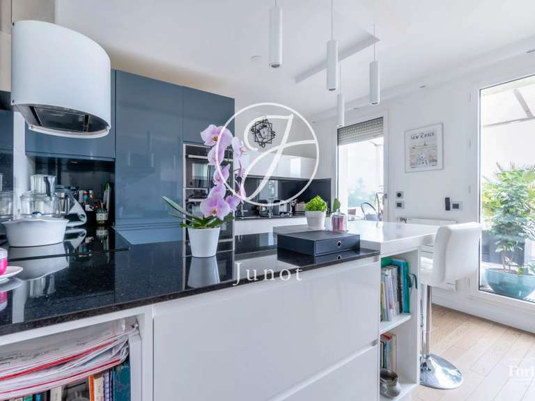 Appartement Paris 15e - 2 chambres - 114m²