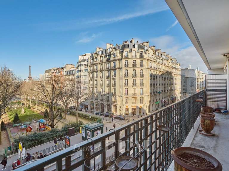 Appartement Paris 15e - 3 chambres - 98m²