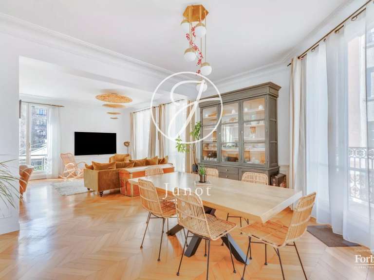 Appartement Paris 15e - 4 chambres - 306m²