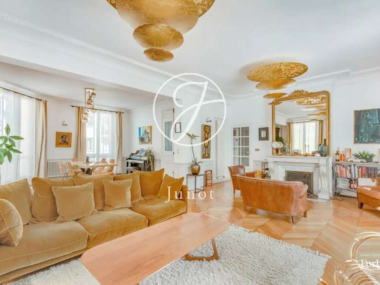 Appartement Paris 15e - 4 chambres - 306m²
