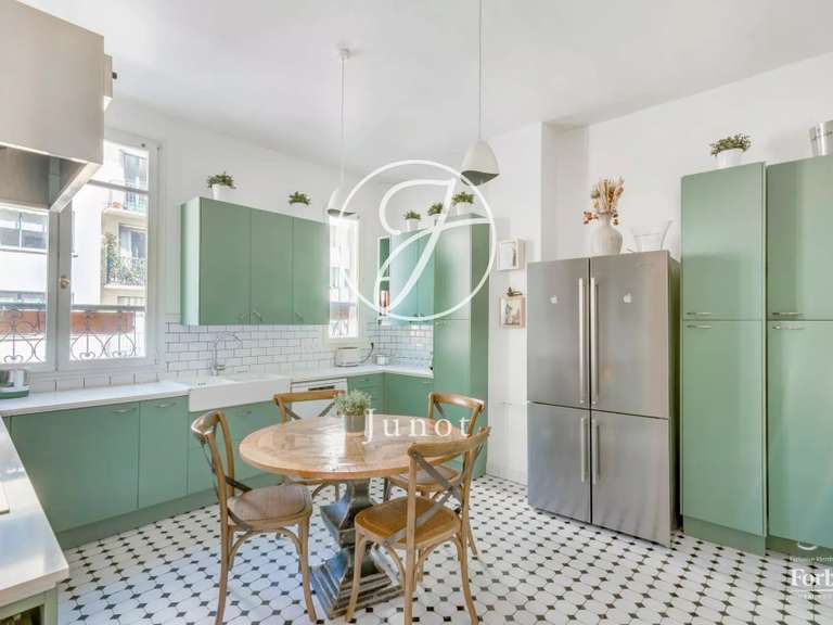 Appartement Paris 15e - 4 chambres - 306m²