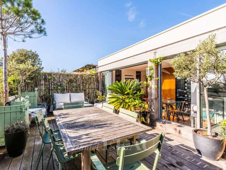 Appartement Paris 15e - 4 chambres - 157m²