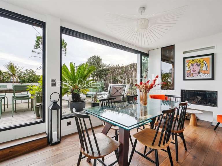 Appartement Paris 15e - 4 chambres - 160m²