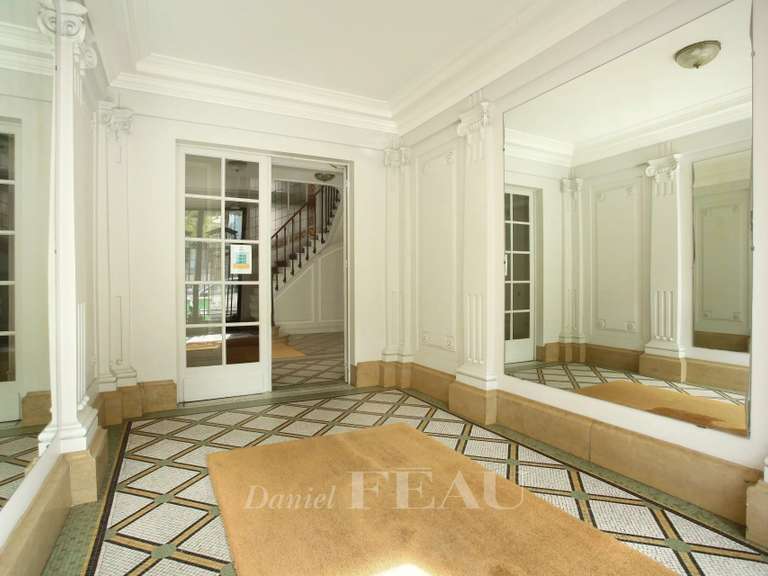 Apartment Paris 15e - 3 bedrooms - 143m²