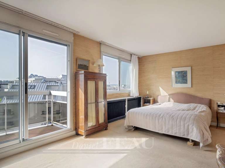 Appartement Paris 15e - 5 chambres - 180m²