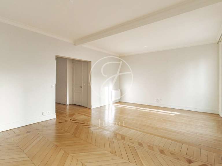 Appartement Paris 15e - 2 chambres - 82m²