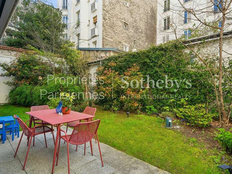 Appartement Paris 15e - 3 chambres - 107m²