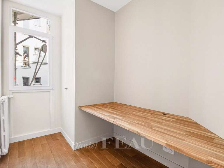 Appartement Paris 15e - 4 chambres - 140m²