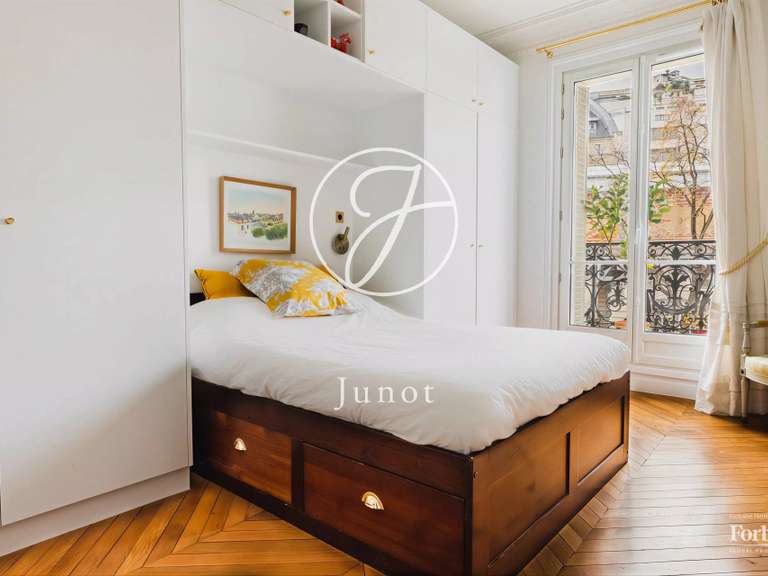 Appartement Paris 15e - 2 chambres - 71m²