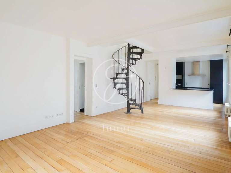 Appartement Paris 15e - 4 chambres - 122m²