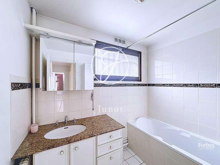 Appartement Paris 15e - 3 chambres - 103m²