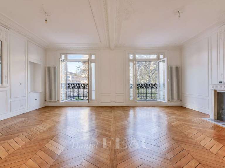 Appartement Paris 15e - 3 chambres - 118m²