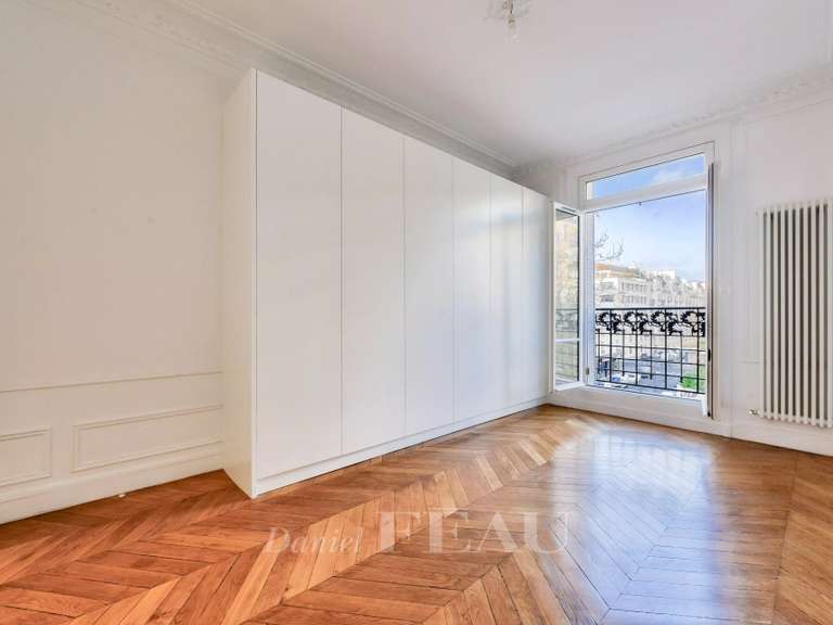 Appartement Paris 15e - 3 chambres - 118m²