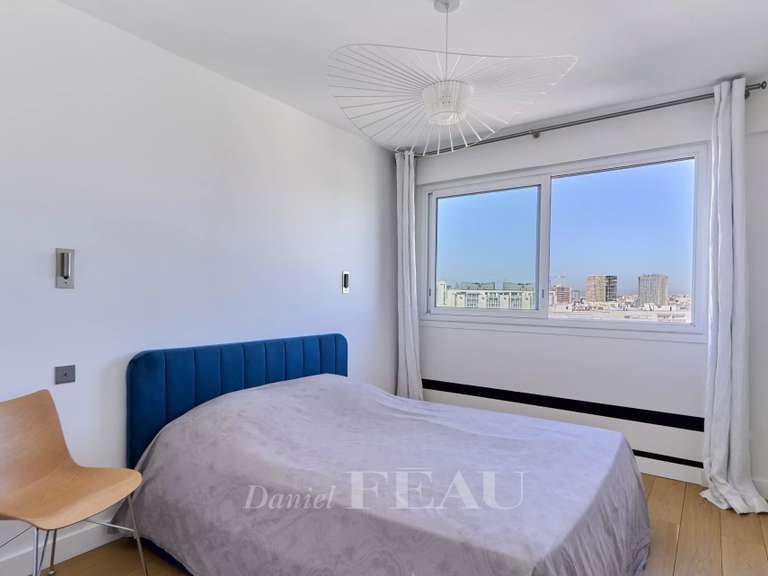 Appartement Paris 15e - 2 chambres - 67m²