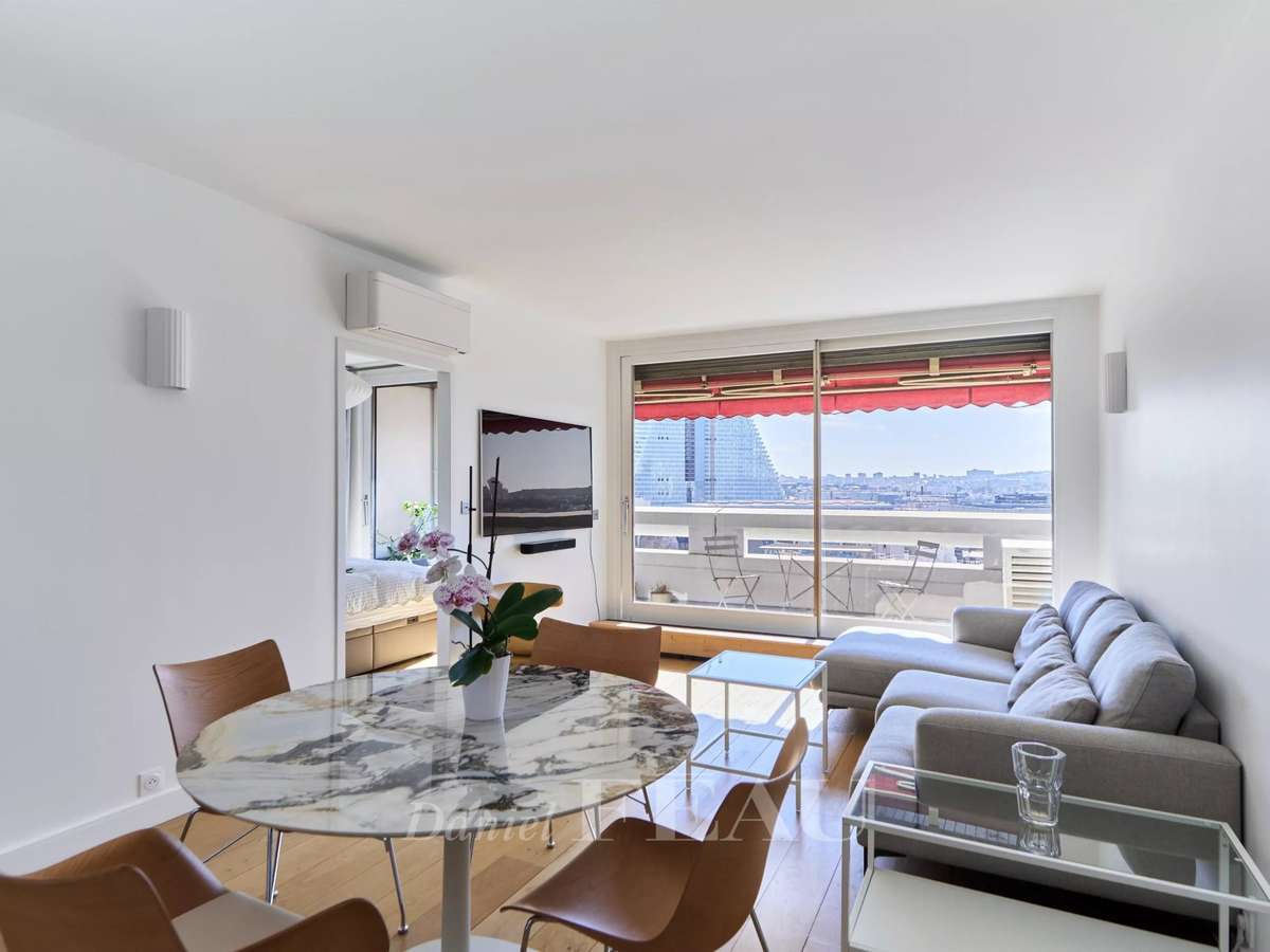 Apartment Paris 15e
