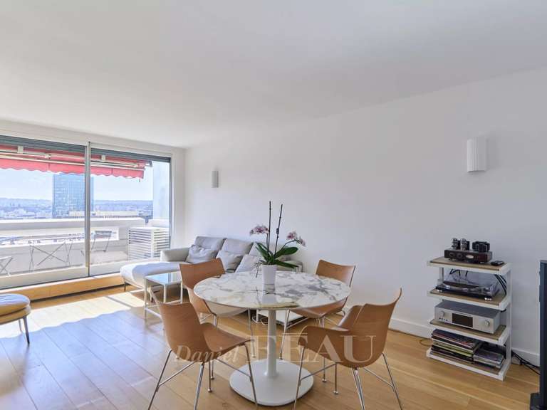 Appartement Paris 15e - 2 chambres - 67m²