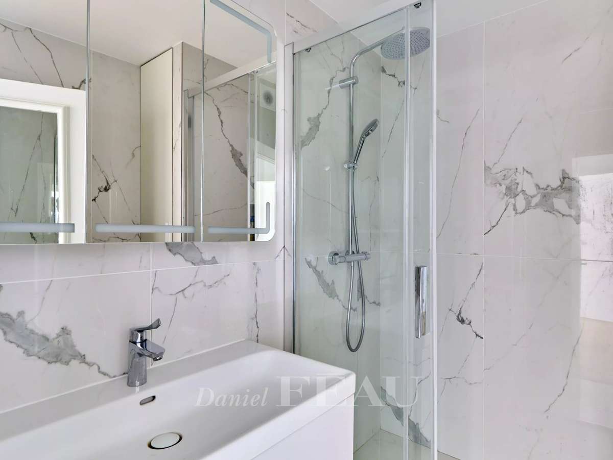 Apartment Paris 15e