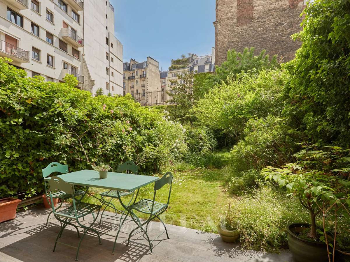 Apartment Paris 15e