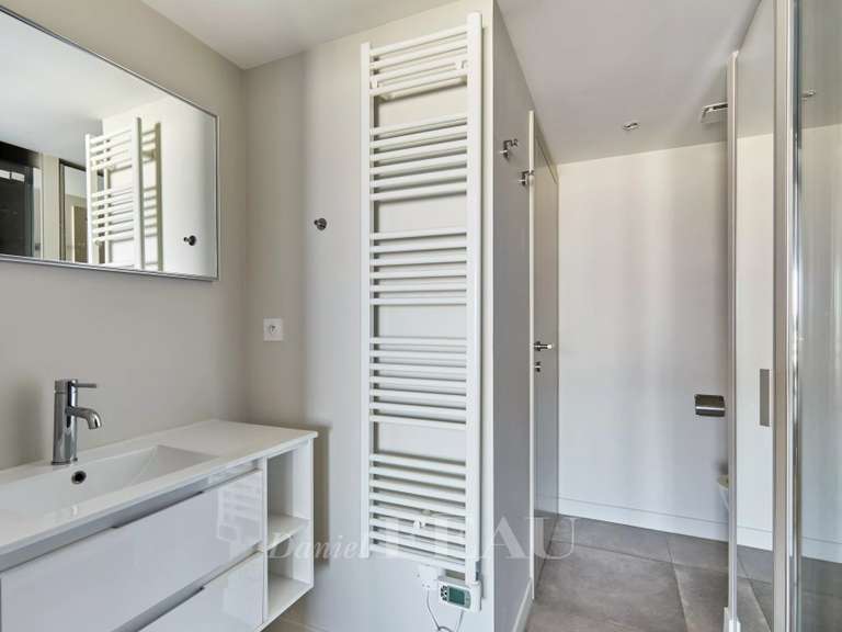 Appartement Paris 15e - 4 chambres - 160m²