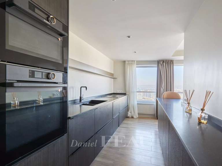 Appartement Paris 15e - 4 chambres - 160m²