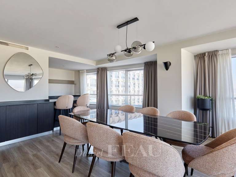 Appartement Paris 15e - 4 chambres - 160m²