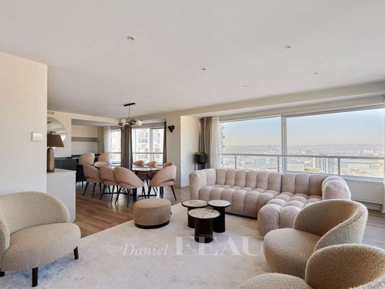 Appartement Paris 15e - 4 chambres - 160m²