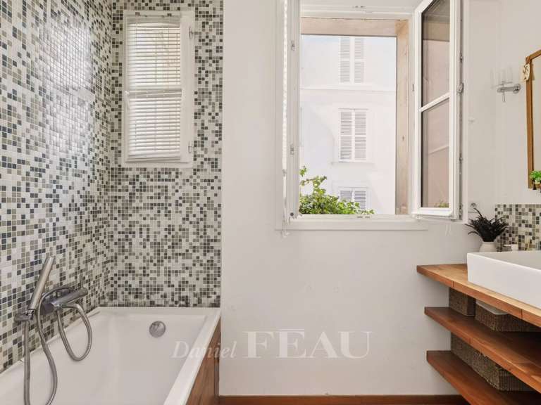 Appartement Paris 15e - 4 chambres - 123m²
