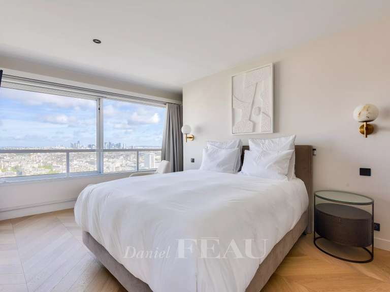 Appartement Paris 15e - 4 chambres - 178m²