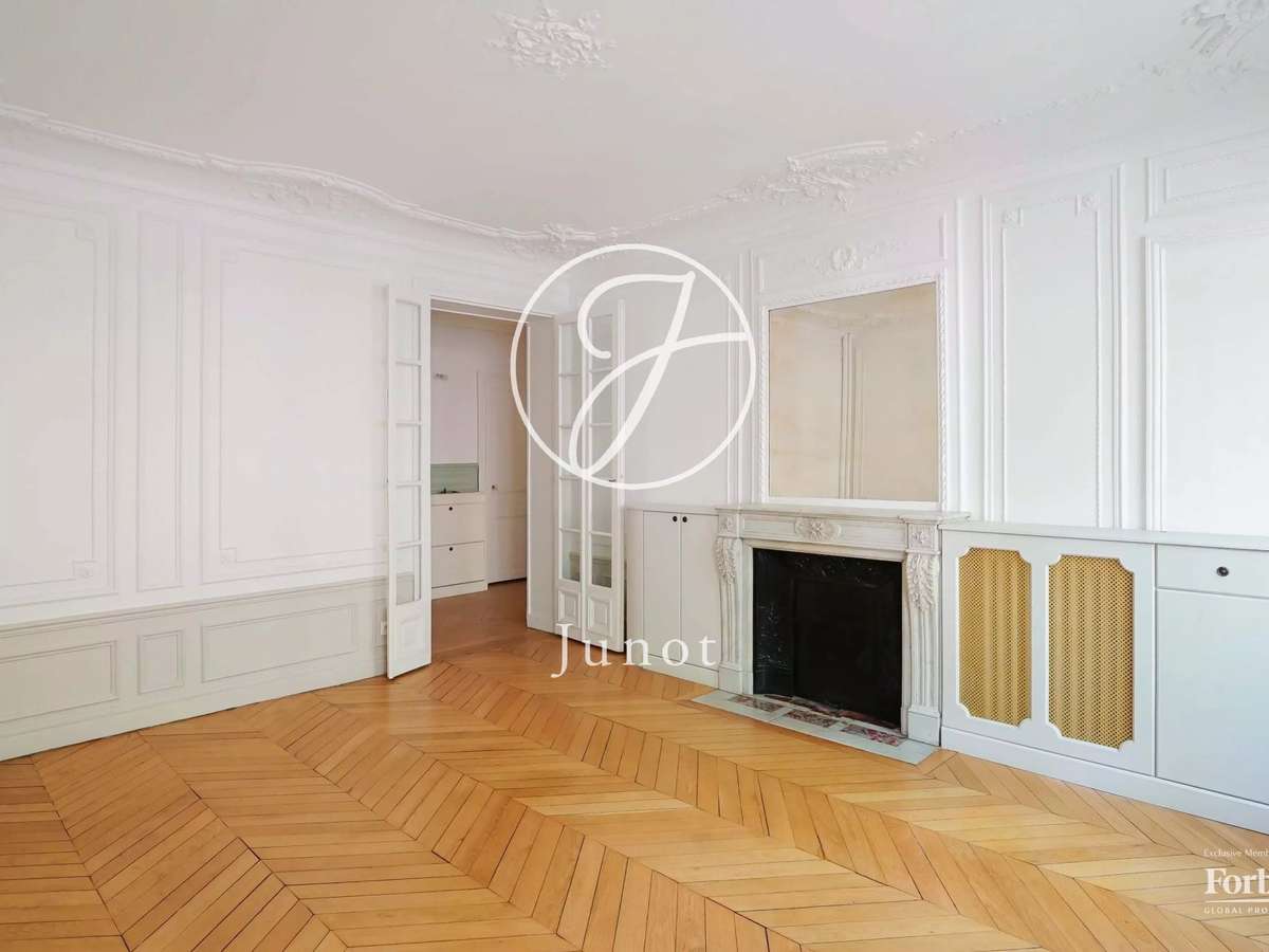 Apartment Paris 15e