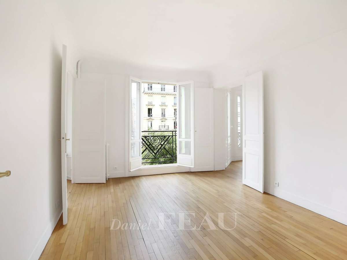Apartment Paris 15e