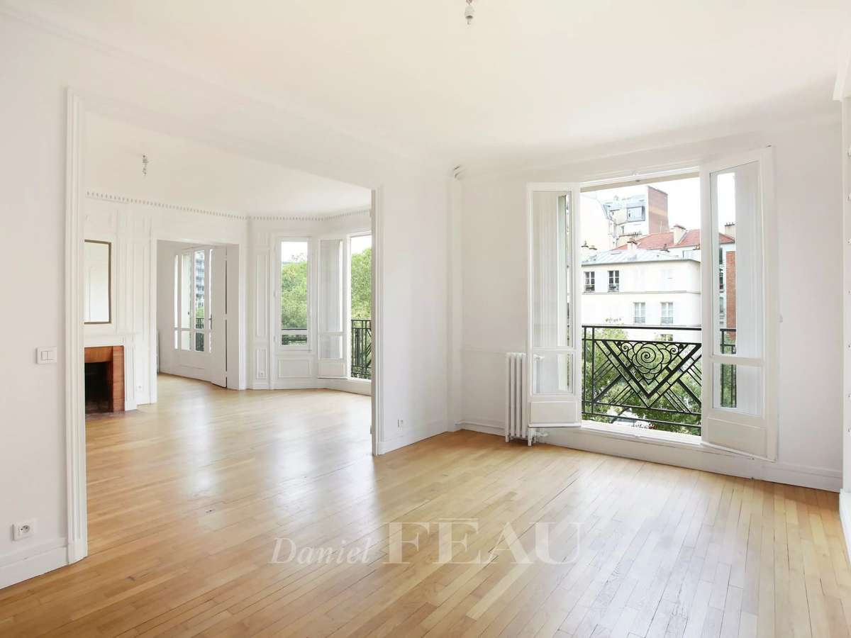 Apartment Paris 15e
