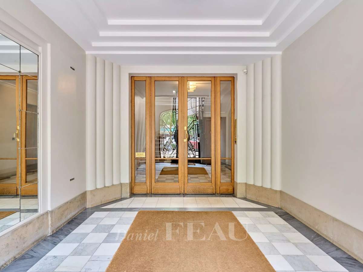 Apartment Paris 15e