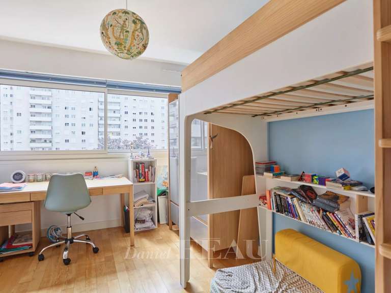 Appartement Paris 15e - 5 chambres - 158m²