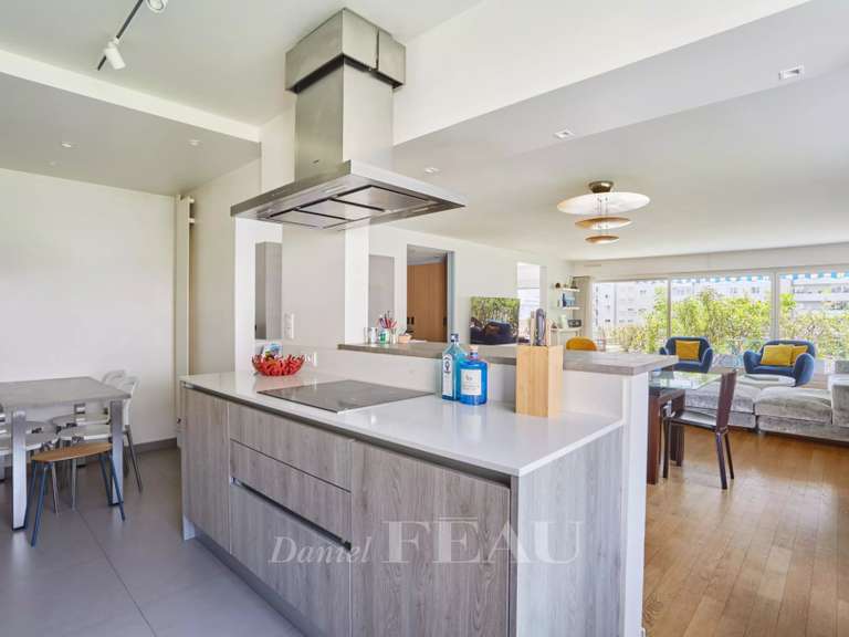Appartement Paris 15e - 5 chambres - 158m²