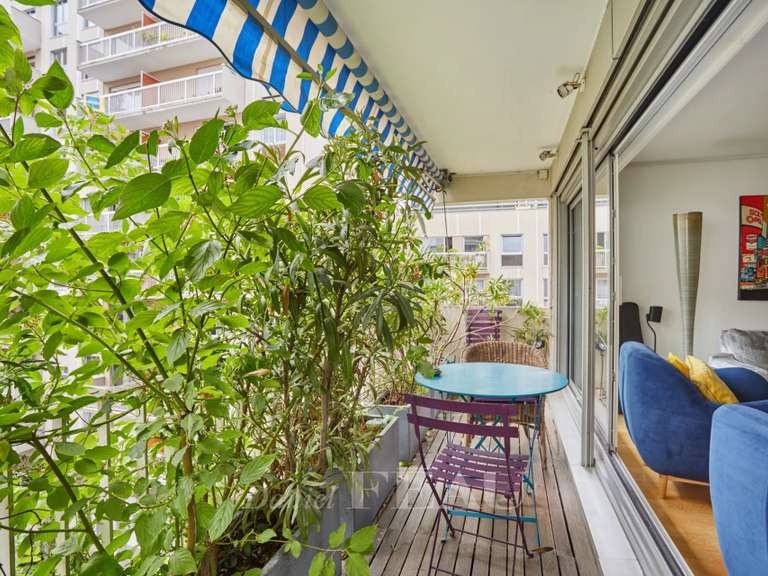Appartement Paris 15e - 5 chambres - 158m²