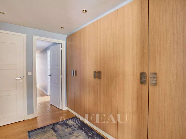 Appartement Paris 15e - 5 chambres - 158m²